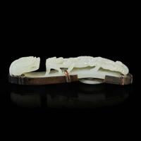 A well-carved Chinese white jade belthook 苍龙教子白玉带钩一件 18th / 19th Century ???????