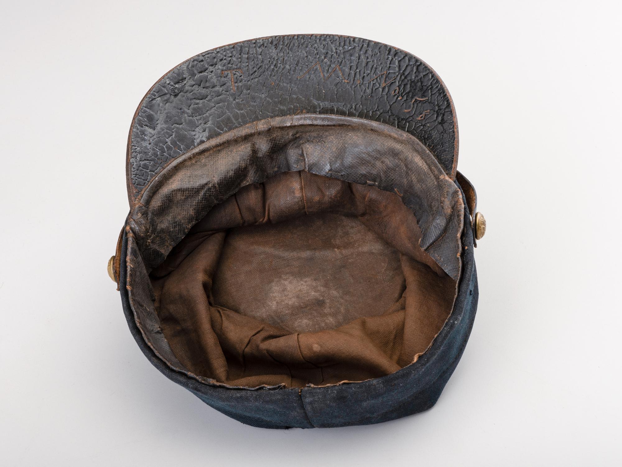 [CIVIL WAR]. 52nd Massachusetts Volunteers forage cap and tinware.