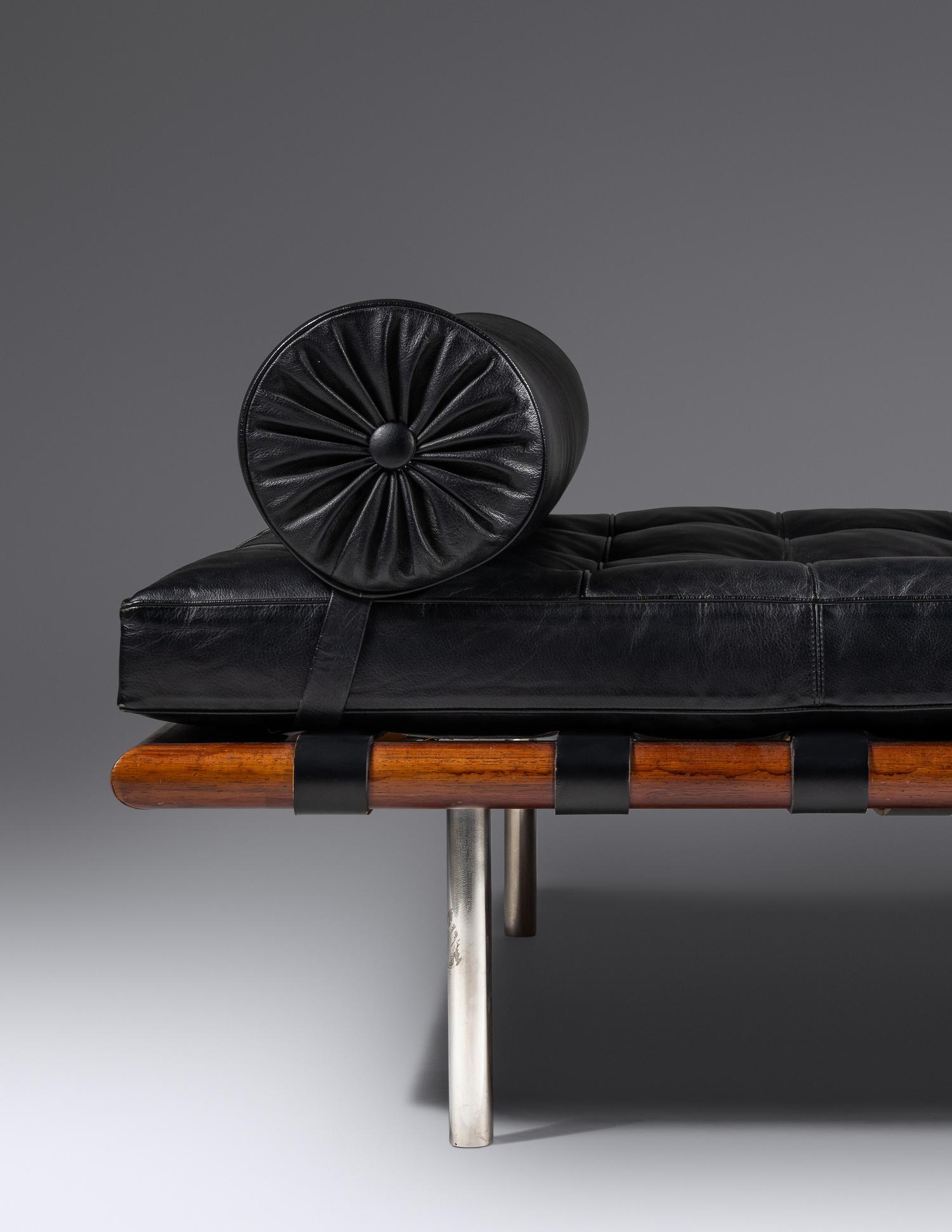 Barcelona Daybed Knoll Associates, USA