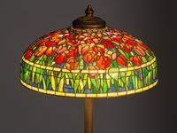 Tulip Floor Lamp with Piano Base