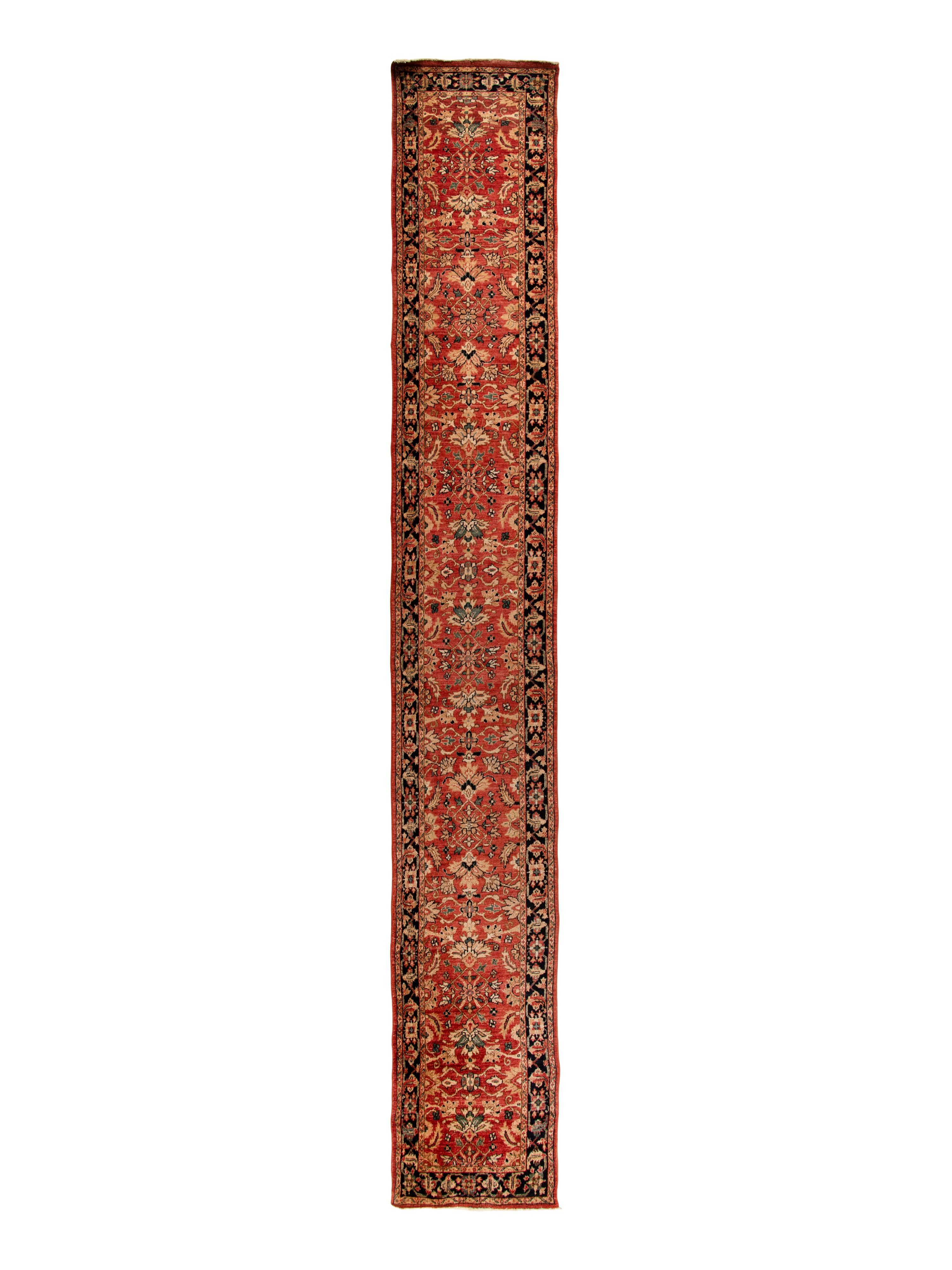 An Indo-Mahal Wool Runner