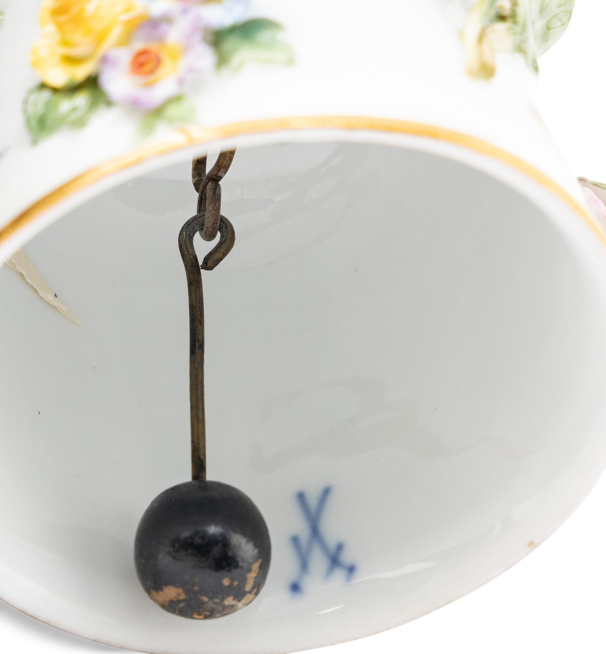 A Meissen Porcelain Dinner Bell