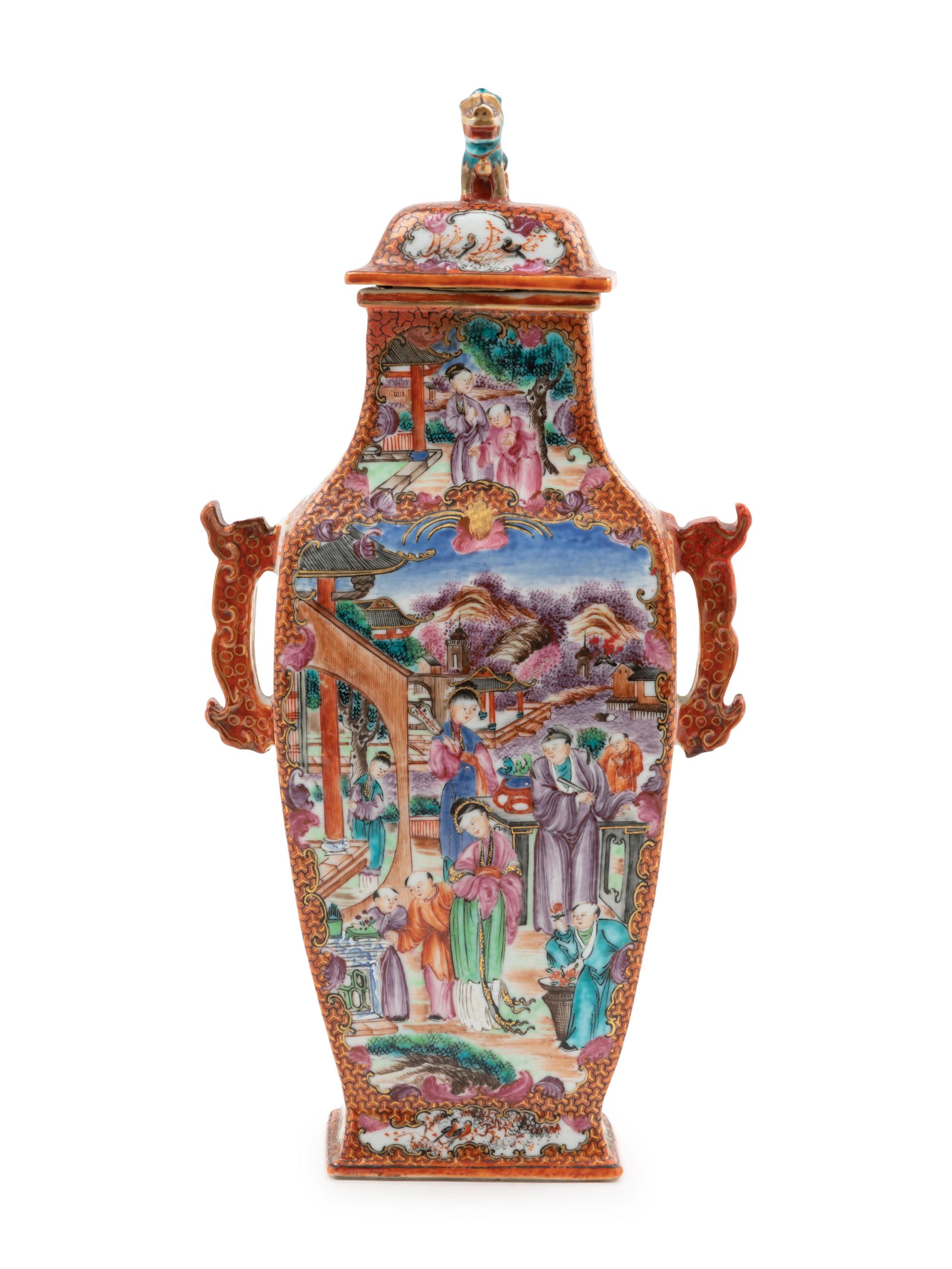 A Chinese Export Famille Rose Porcelain Covered Vase