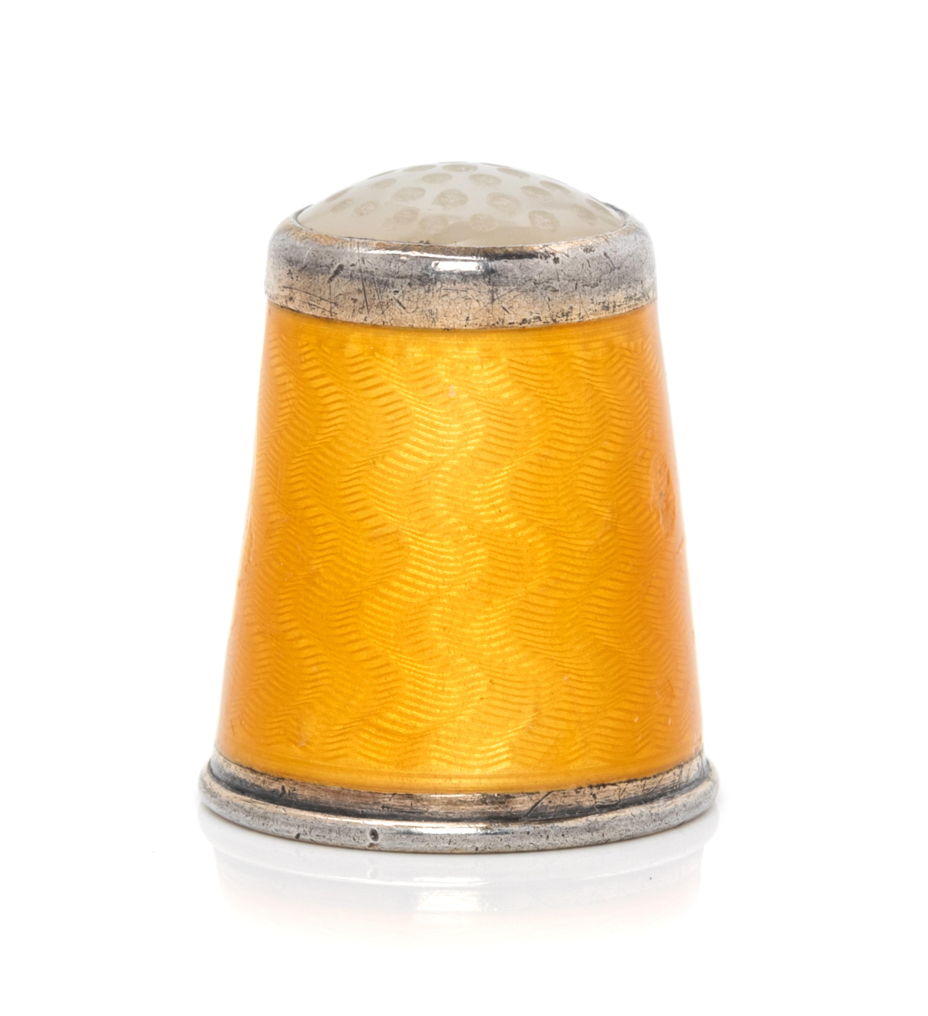 A Norwegian Silver and Guilloche Enamel Thimble, David Andersen, Oslo, Late 19th/Early 20th Century, the hardstone inset top above the