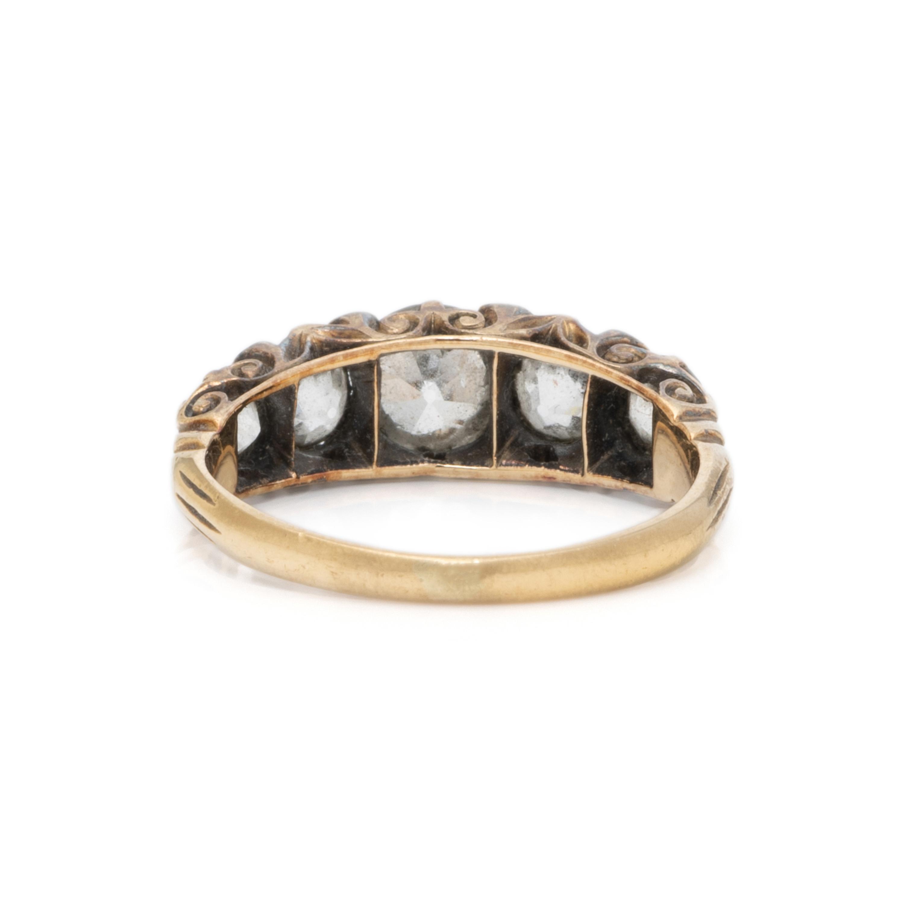 ANTIQUE, DIAMOND AND YELLOW GOLD RING