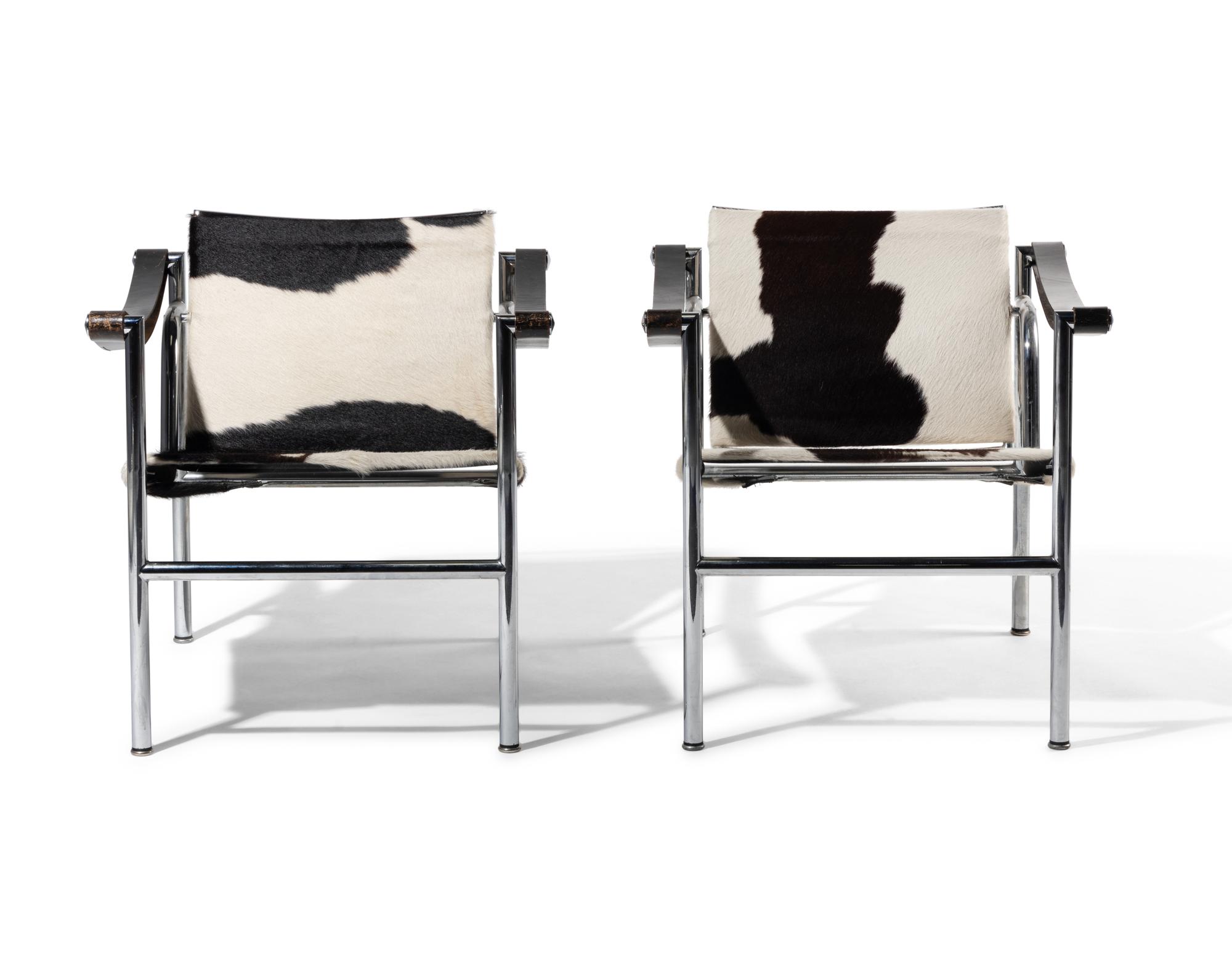 Pair of Ponyskin LC1 Basculant Chairs Cassina, Italy