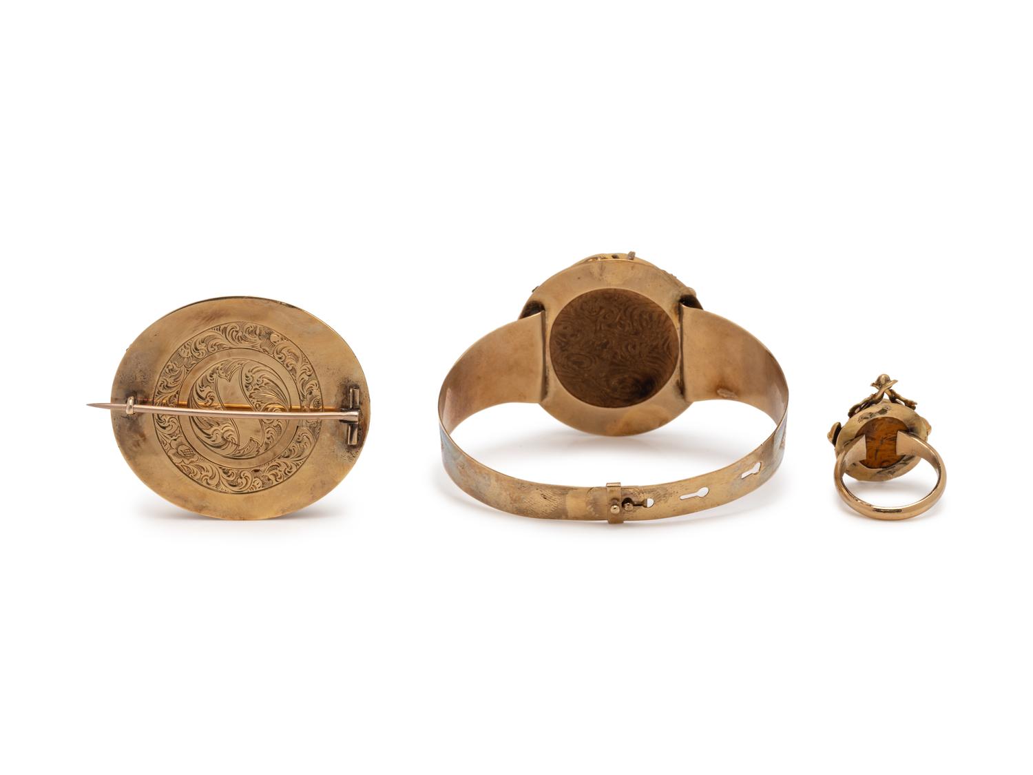 ANTIQUE, YELLOW GOLD AND OAK SET