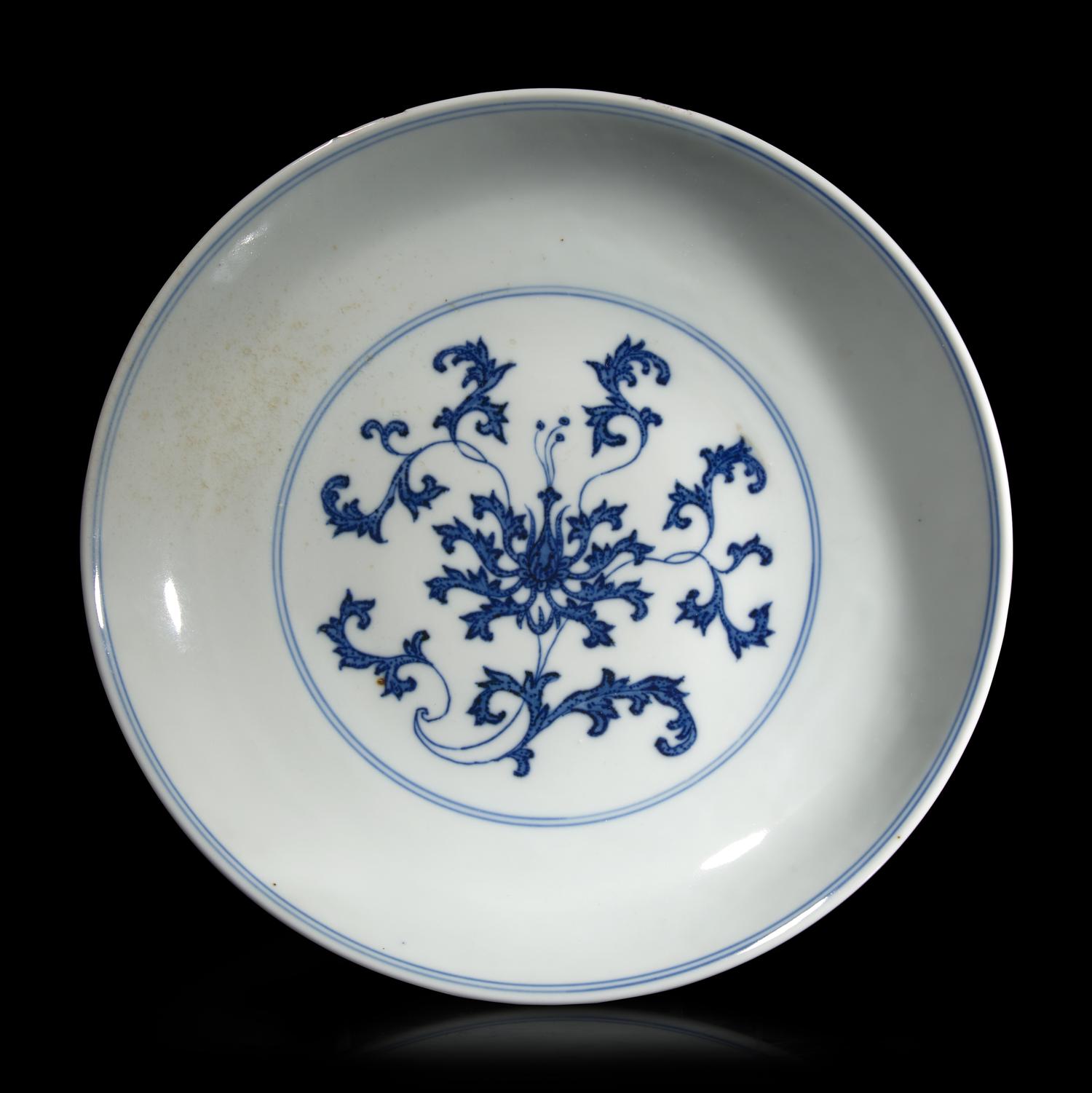A Chinese Blue and White "Lotus" Dish,18th Century 清中期 青花纏枝蓮紋盤
