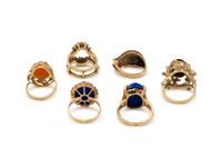 COLLECTION OF YELLOW GOLD AND GEMSTONE RINGS