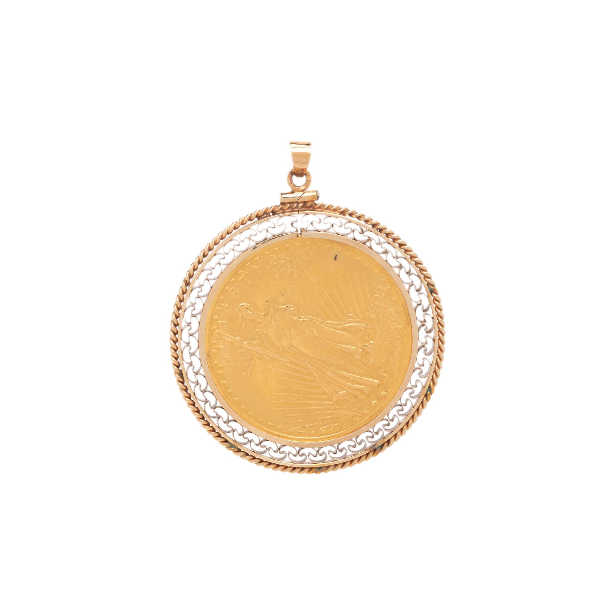 YELLOW GOLD COIN PENDANT