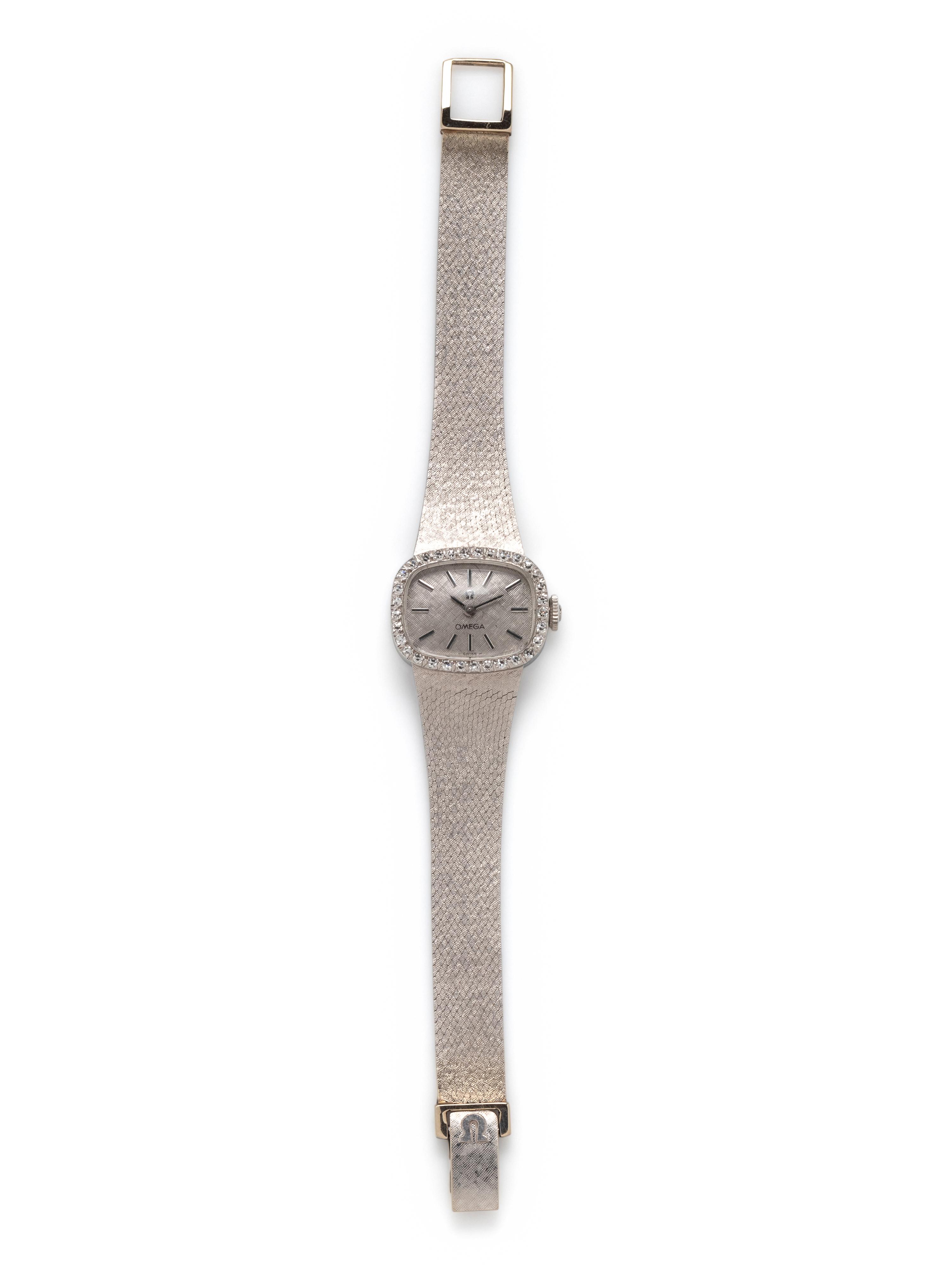OMEGA, 14K WHITE GOLD AND DIAMOND WATCH