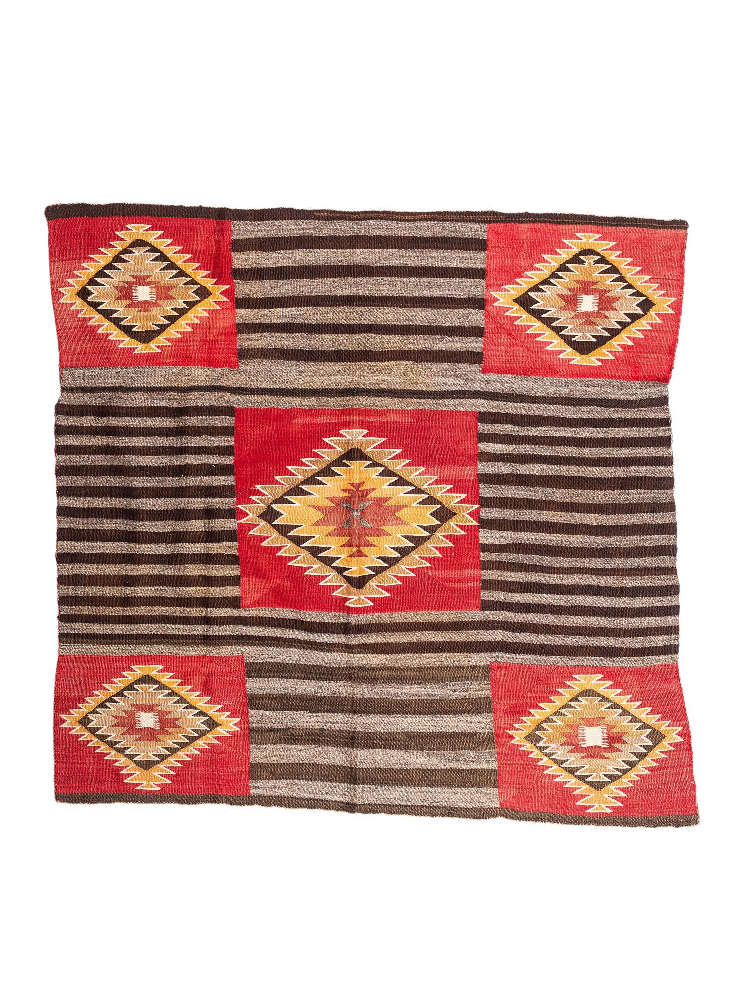 Navajo Third Phase Pattern Variant Weaving / Rug