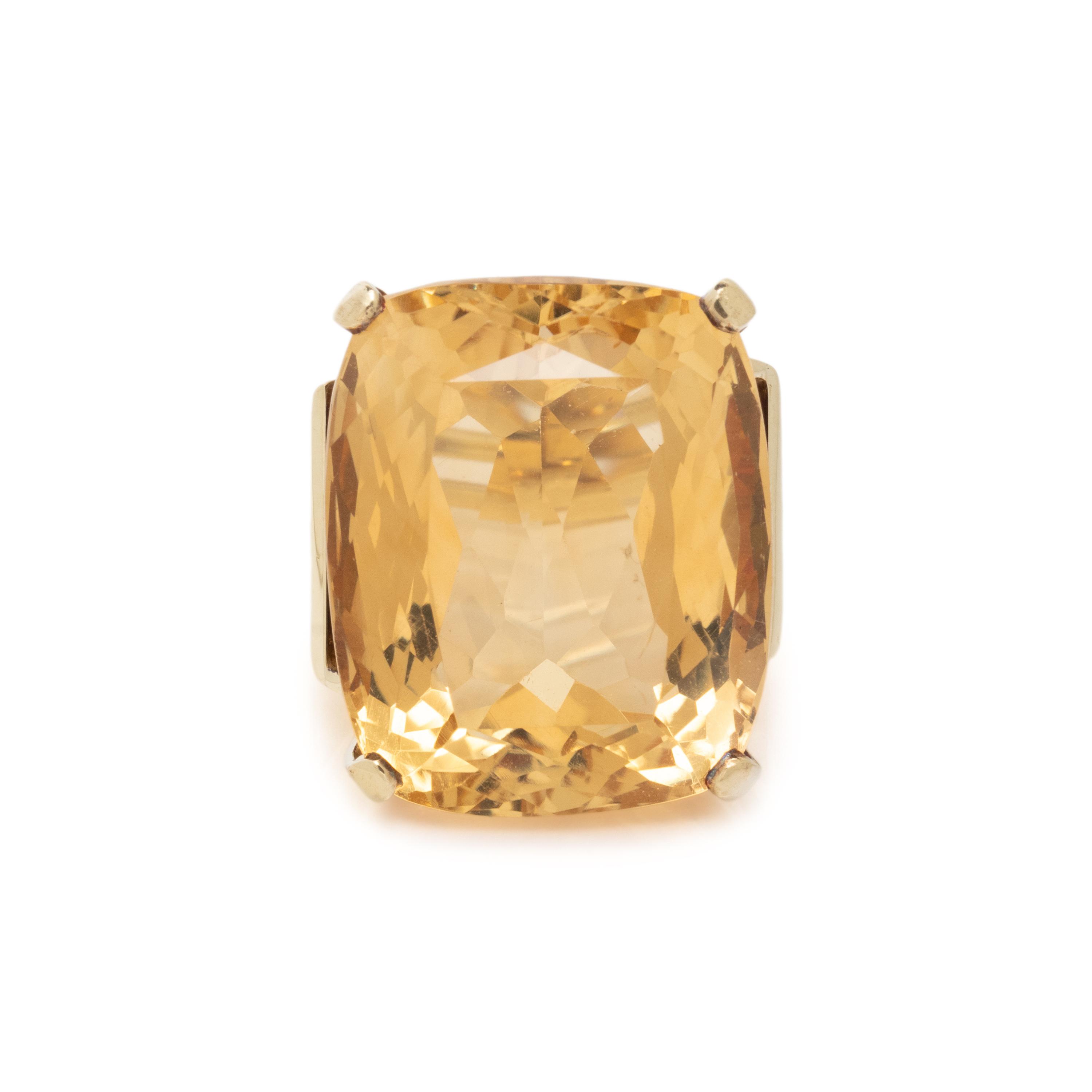 CITRINE AND YELLOW GOLD RING
