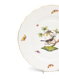 A Set of Eight Herend Rothschild Bird Porcelain Dinner Plates