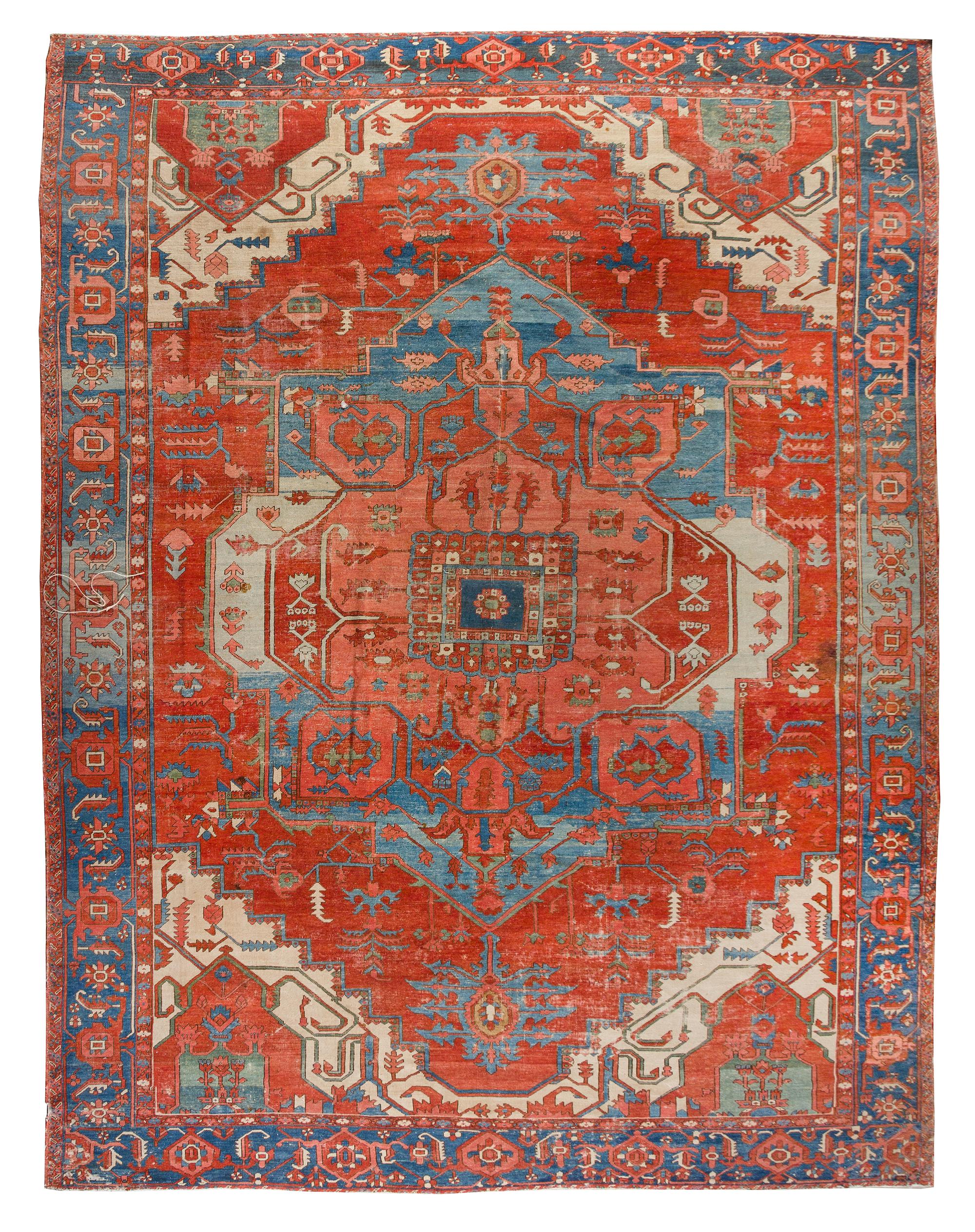 A Serapi Wool Rug 14 feet 11 inches x 10 feet 4 inches. — EARLY 20TH CENTURY