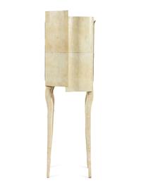 Standing Cabinet
