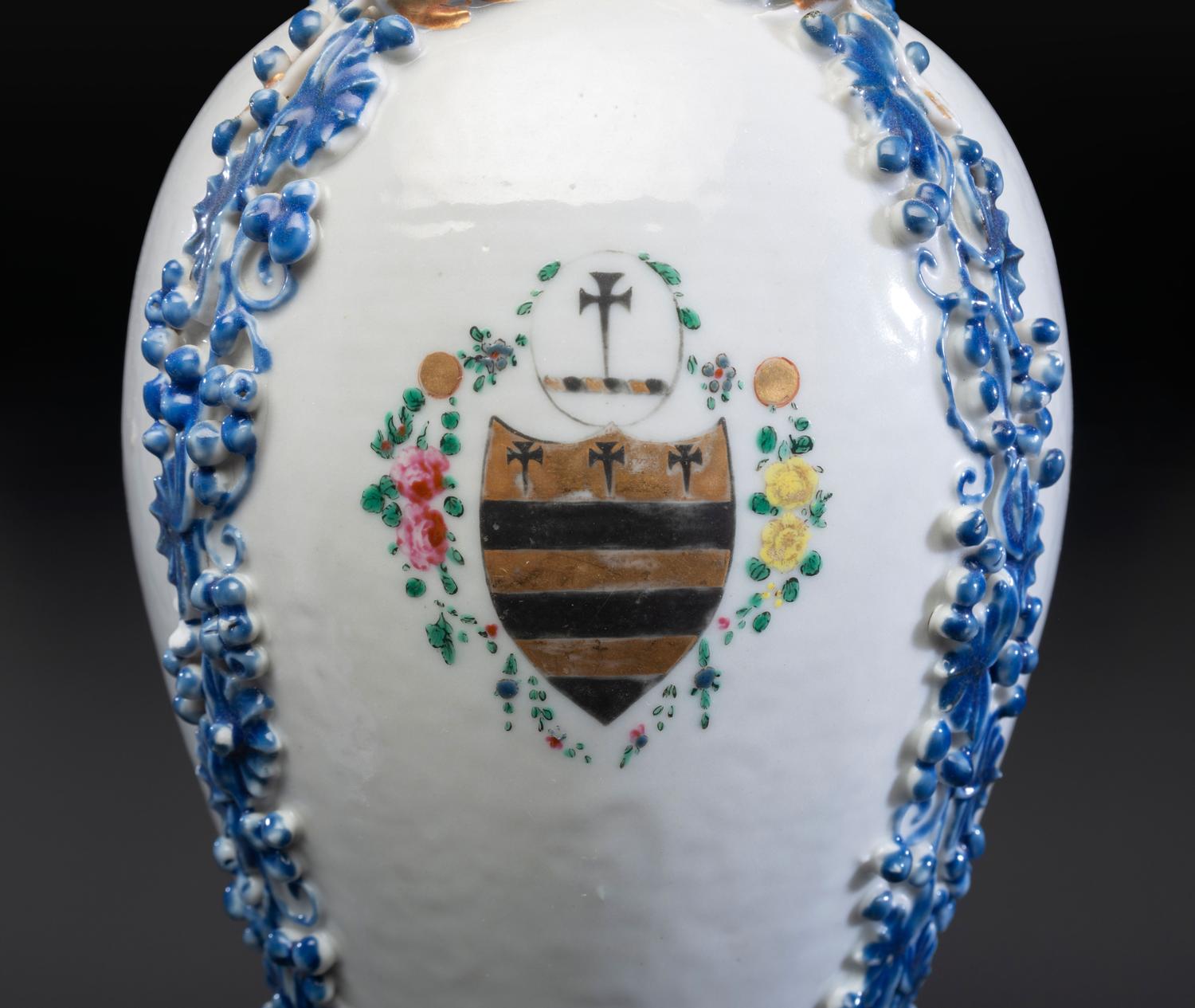 A Chinese Export Parcel Gilt Blue and White Porcelain Garniture
