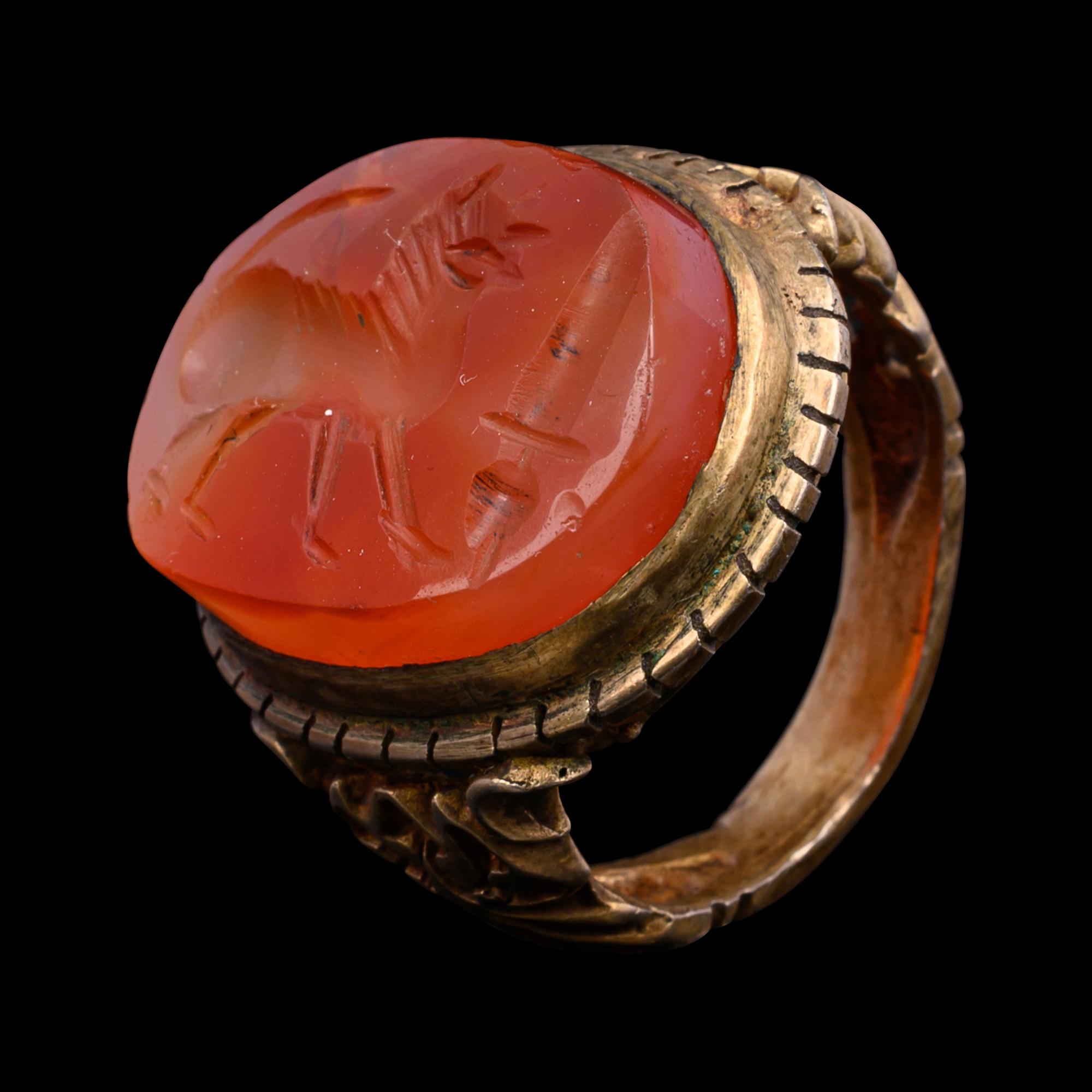 A Graeco-Persian Agate Ringstone with a Dog