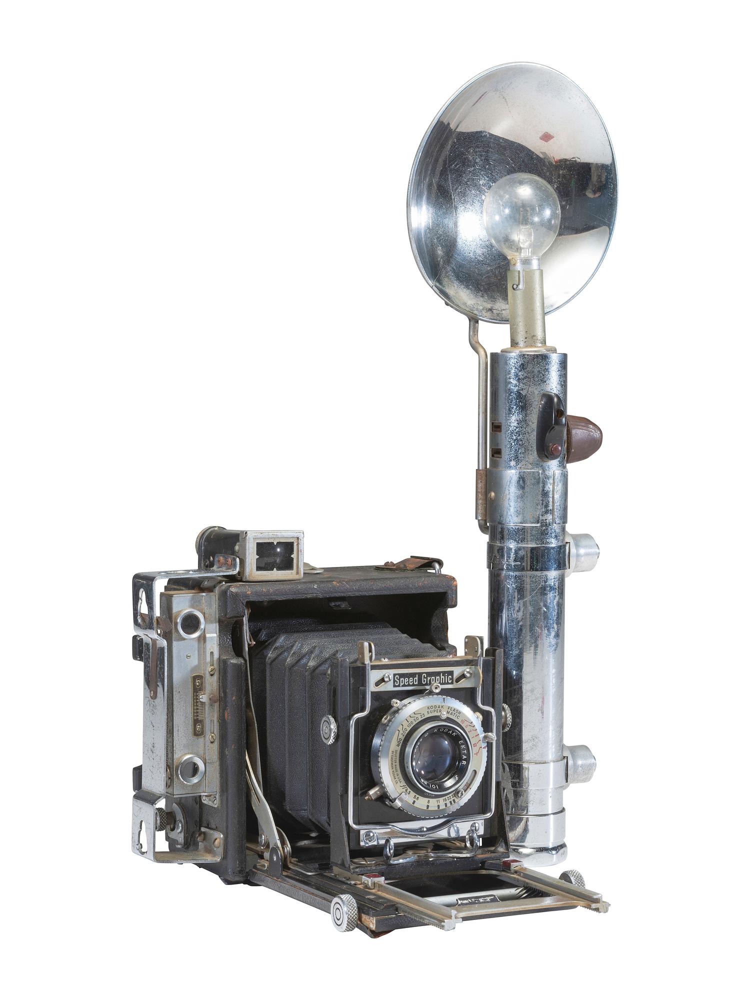 [CAMERAS]. Trio of Graflex and Speed Graphic cameras.