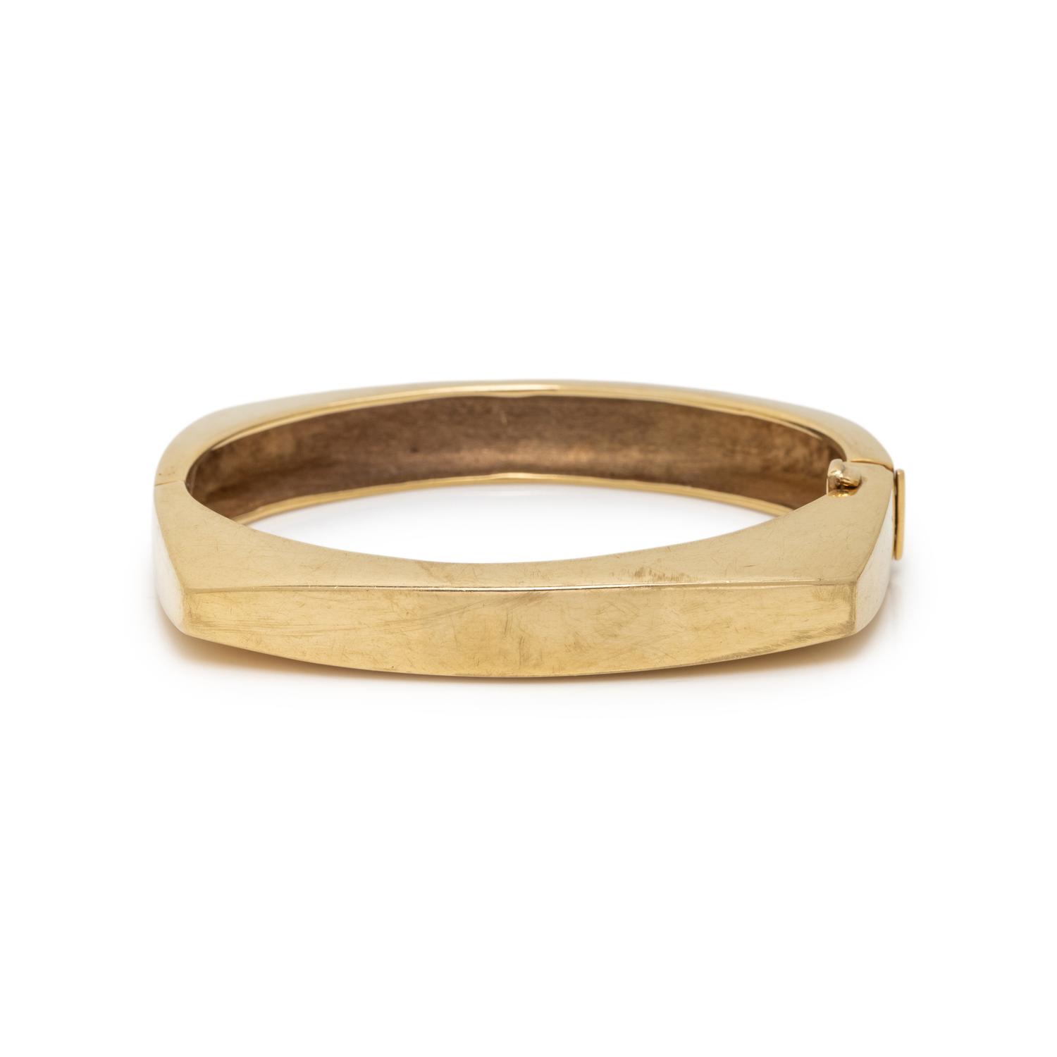 YELLOW GOLD BANGLE BRACELET