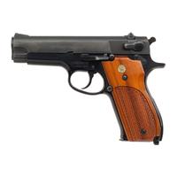 *Smith & Wesson Model 39-2 in Box with Accessories