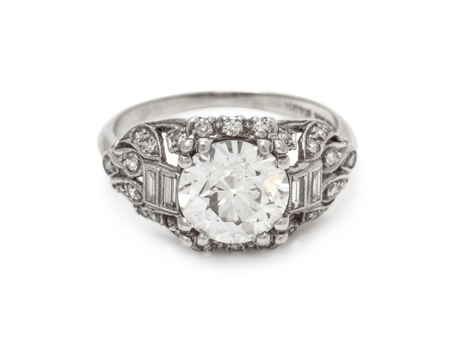 DIAMOND RING
