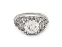 DIAMOND RING