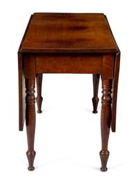 An American Mahogany Drop-Leaf Table