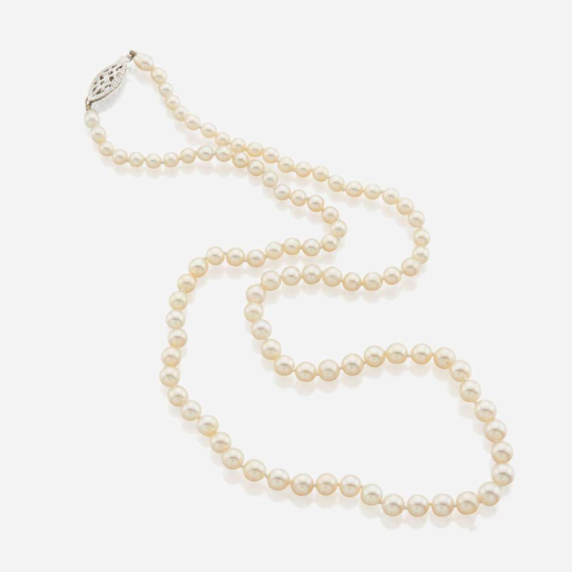 A strand of natural pearls