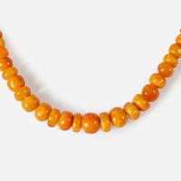 A Tibetan amber bead necklace 蜜蜡项链一串