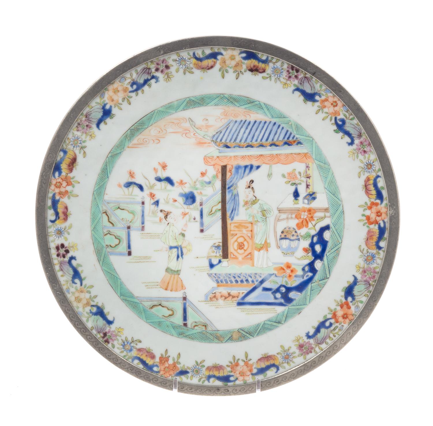A Famille Rose Porcelain Circular Plaque