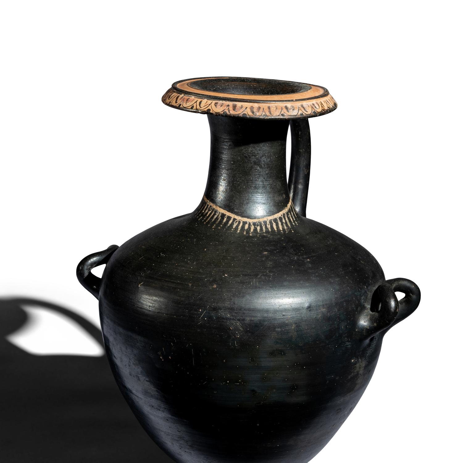 An Apulian Black-Glazed Hydria