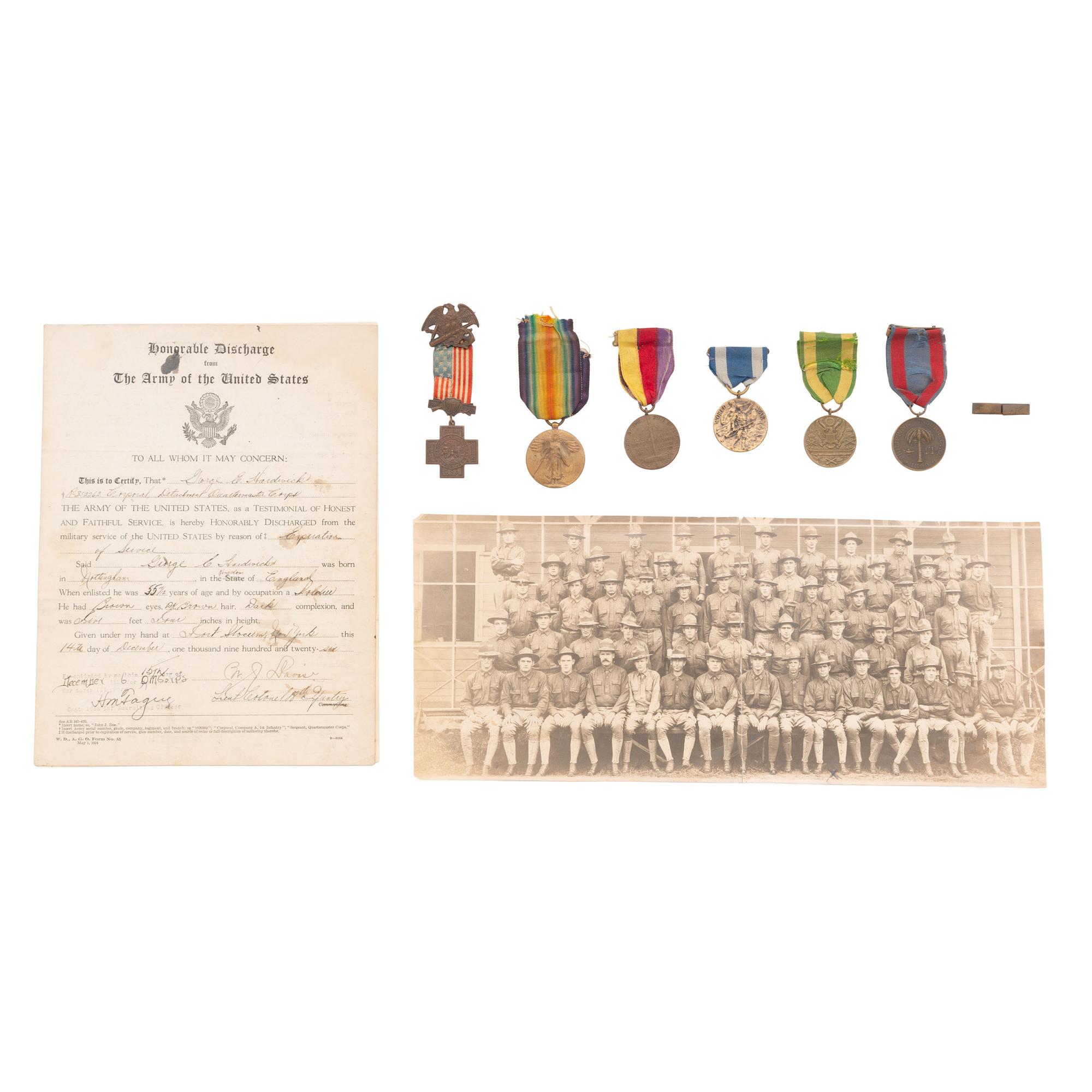 [Militaria] Large assortment of medals and related items from the Spanish American War, World Wars I and II.
