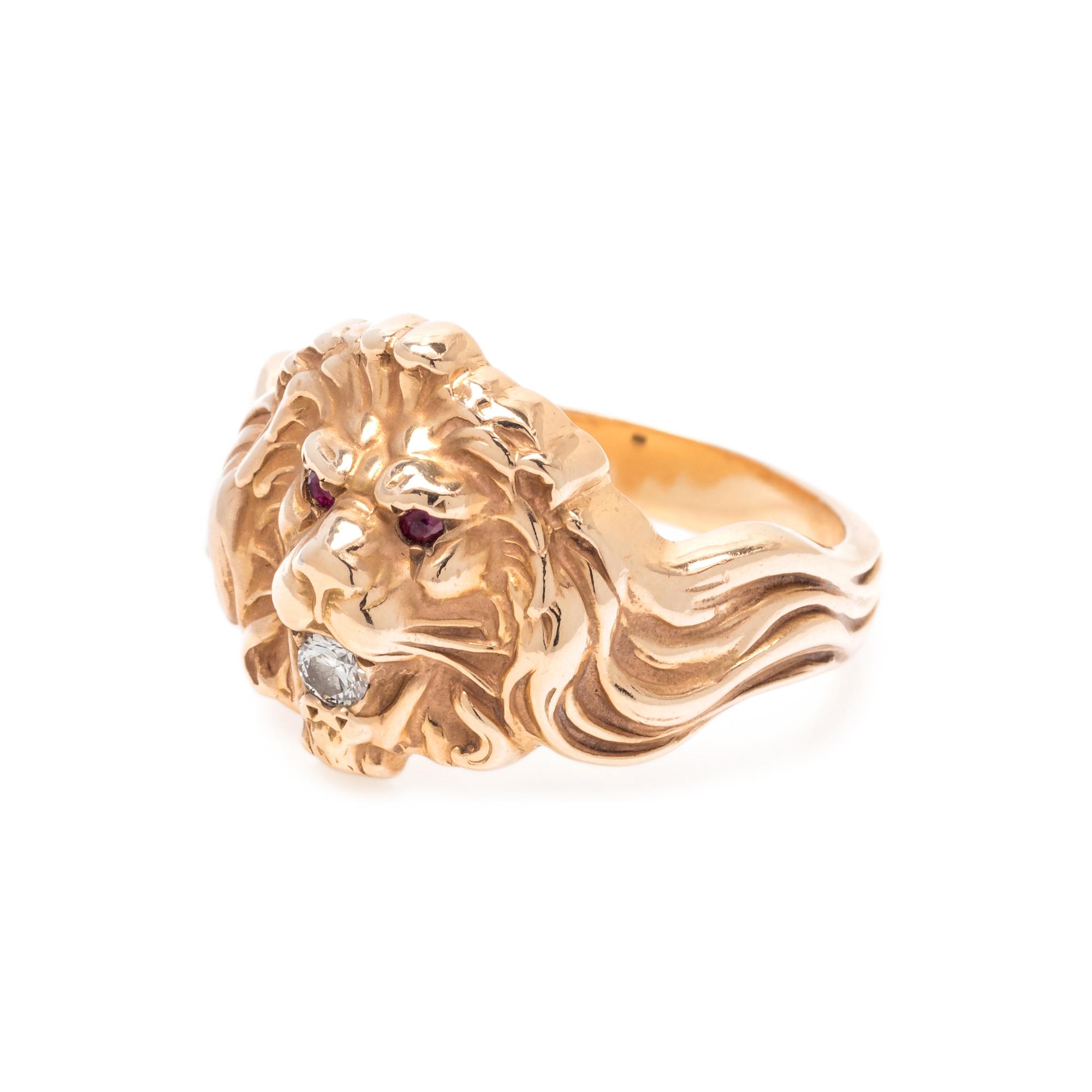 YELLOW GOLD, DIAMOND AND RUBY LION RING