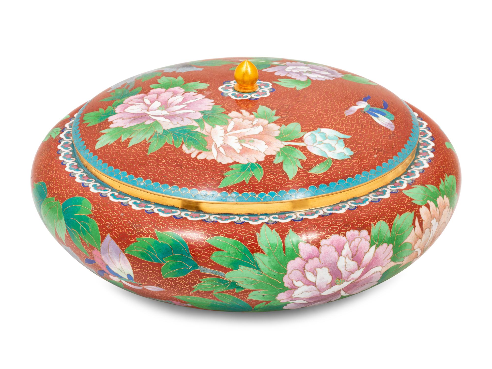 A Cloisonné Squat Bowl with Lid
