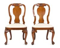 A Pair of Queen Anne Style Walnut Side Chairs Height 44 inches. — LATE 18TH/EARLY 19TH CENTURY