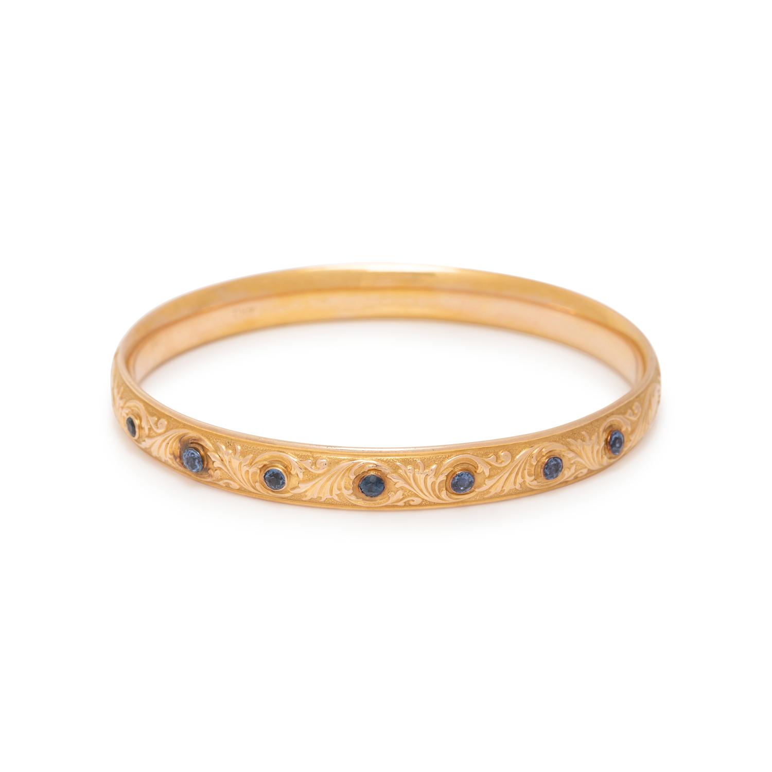 KREMENTZ & CO., ANTIQUE, SAPPHIRE AND YELLOW GOLD BANGLE BRACELET