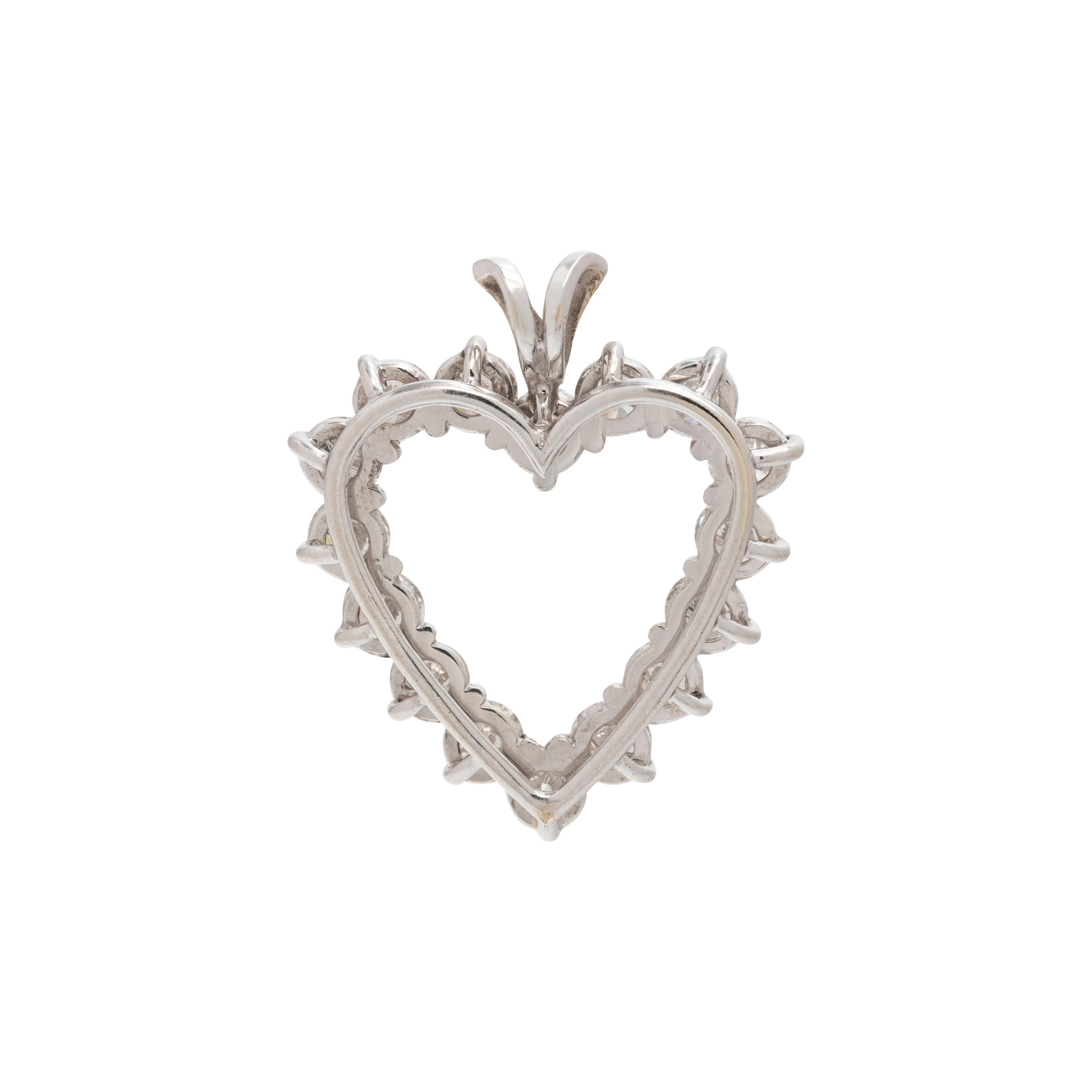 DIAMOND HEART PENDANT