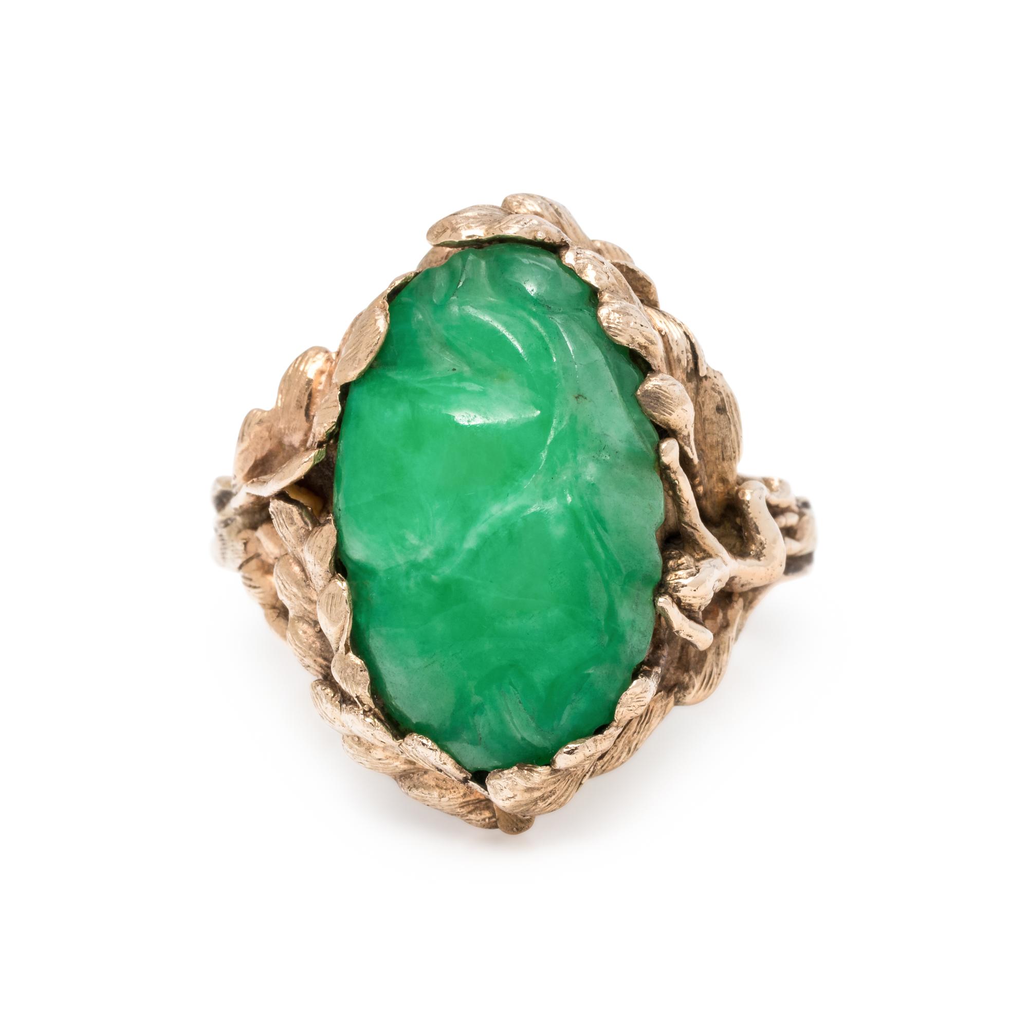 YELLOW GOLD AND JADE RING