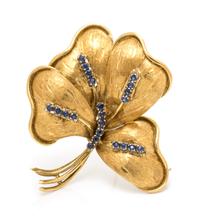 An 18 Karat Yellow Gold and Sapphire Brooch, Italian, 11.60 dwts.
