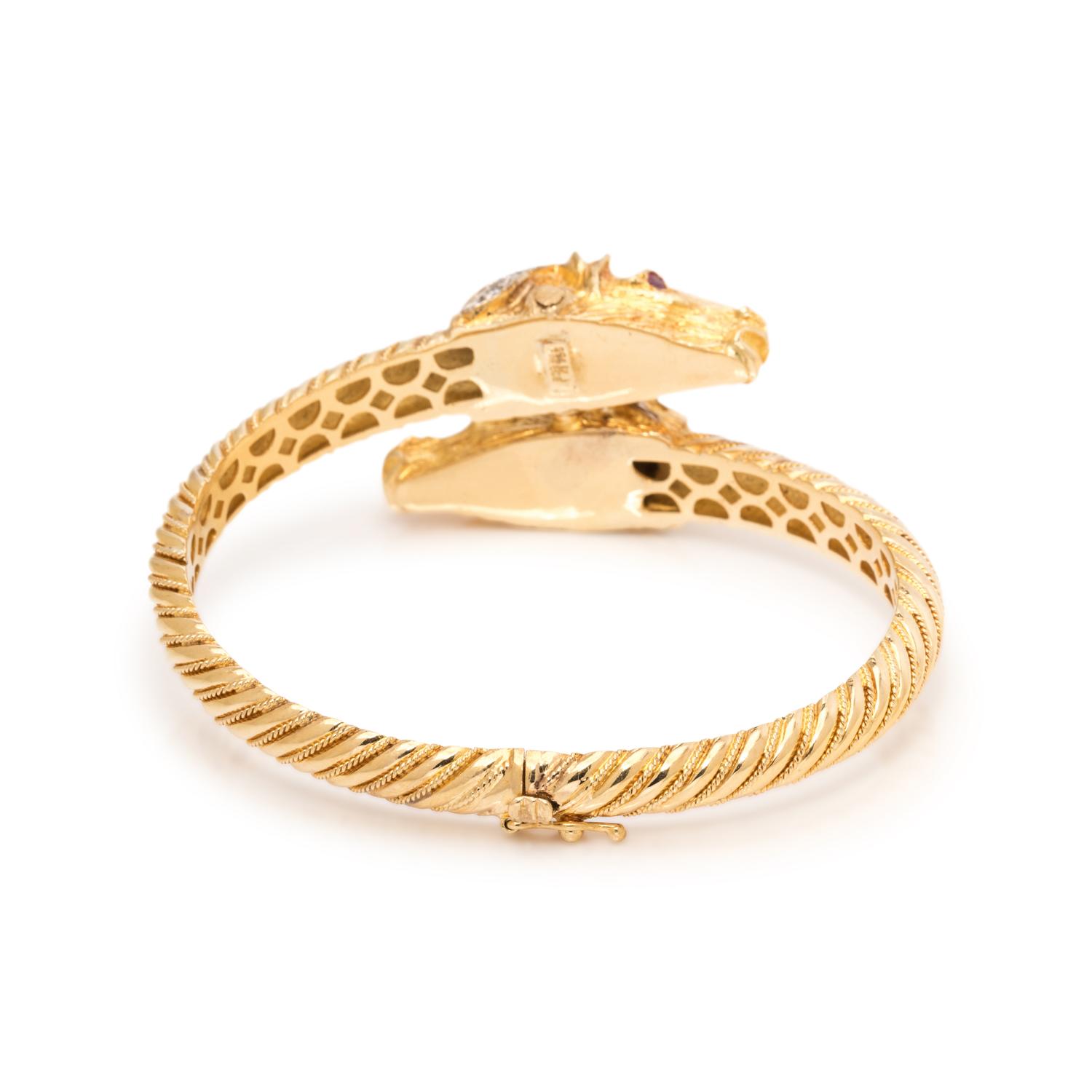 YELLOW GOLD AND DIAMOND BANGLE BRACELET