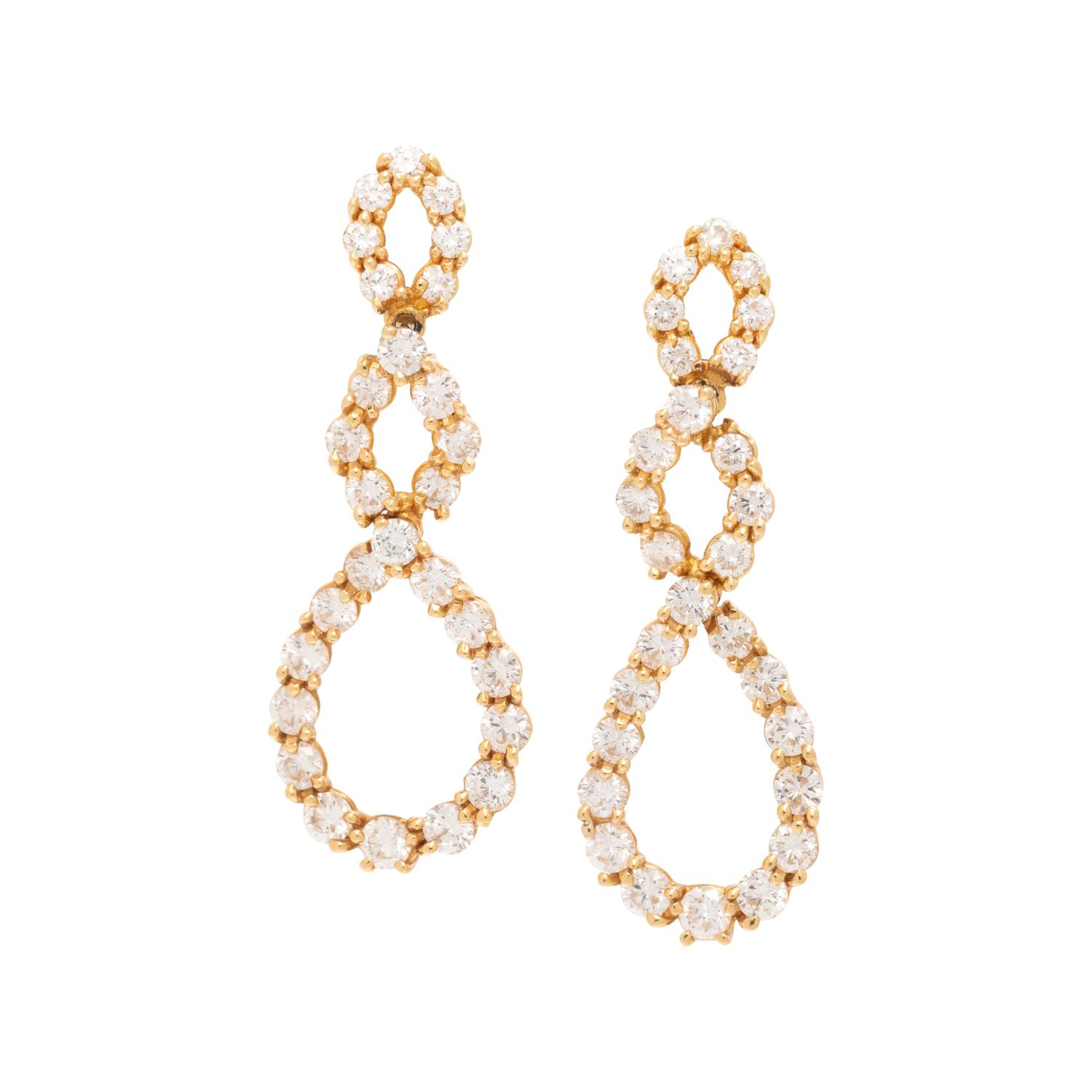 CONVERTIBLE YELLOW GOLD AND DIAMOND EARCLIPS