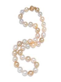 CULTURED PEARL AND DIAMOND NECKLACE