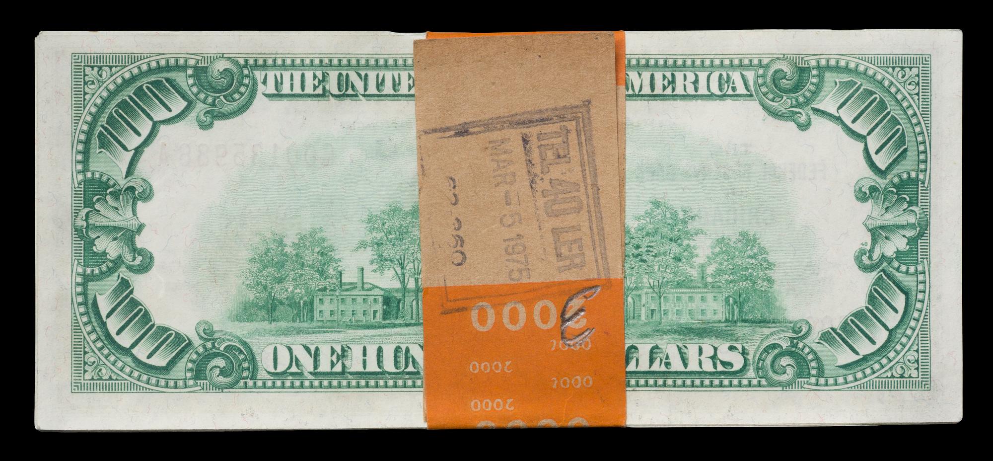 A Group of Twenty-Eight 1929-G Federal Reserve Bank $100 Notes