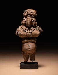 A Chupicuaro Pregnant Figure