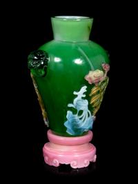 A Chinese Multi-Colored Overlay Transparent Green Glass Vase