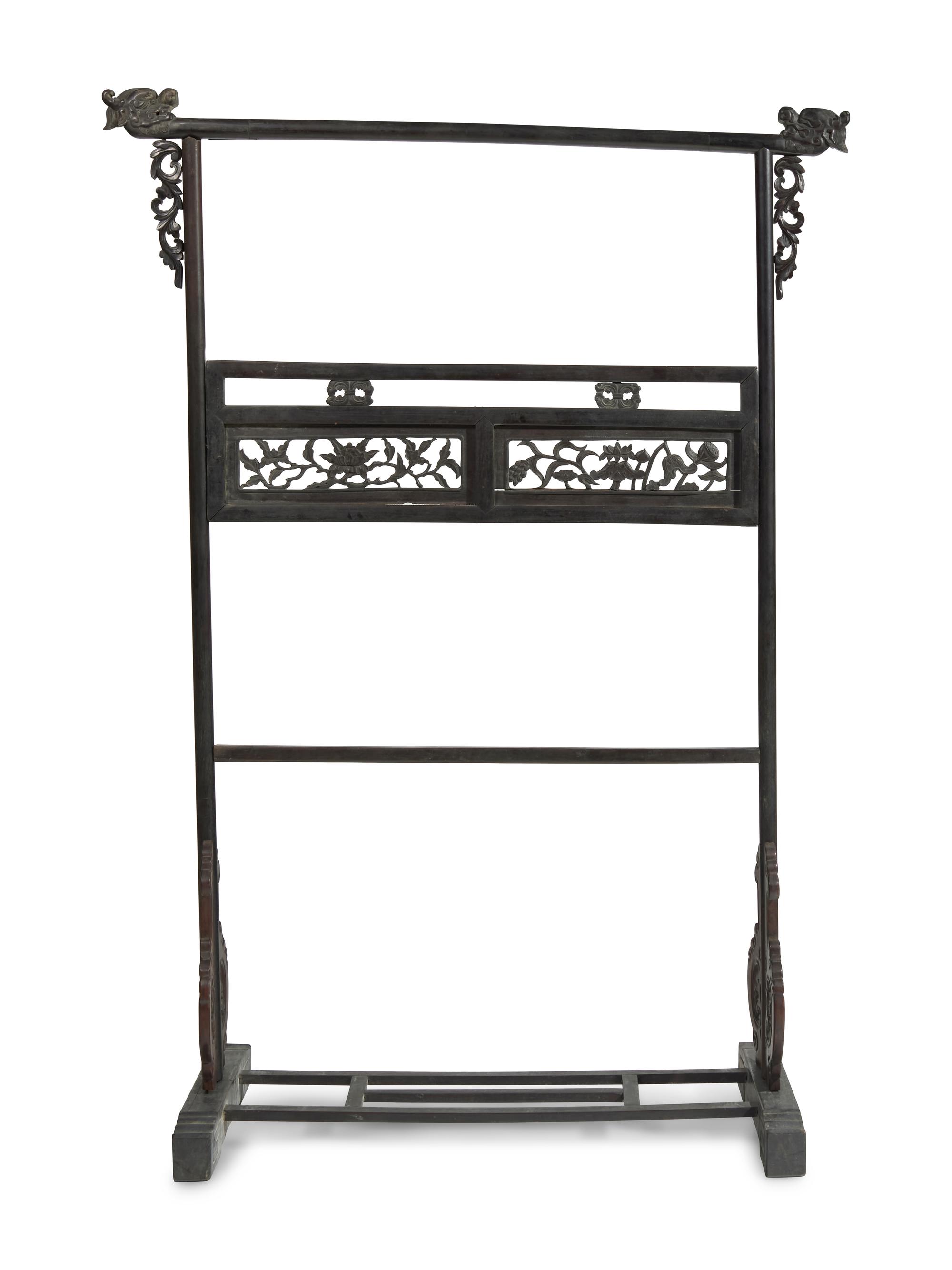 A Chinese Hardwood Clothing Stand, Yijia , Qing Dynasty — 清 硬木衣架