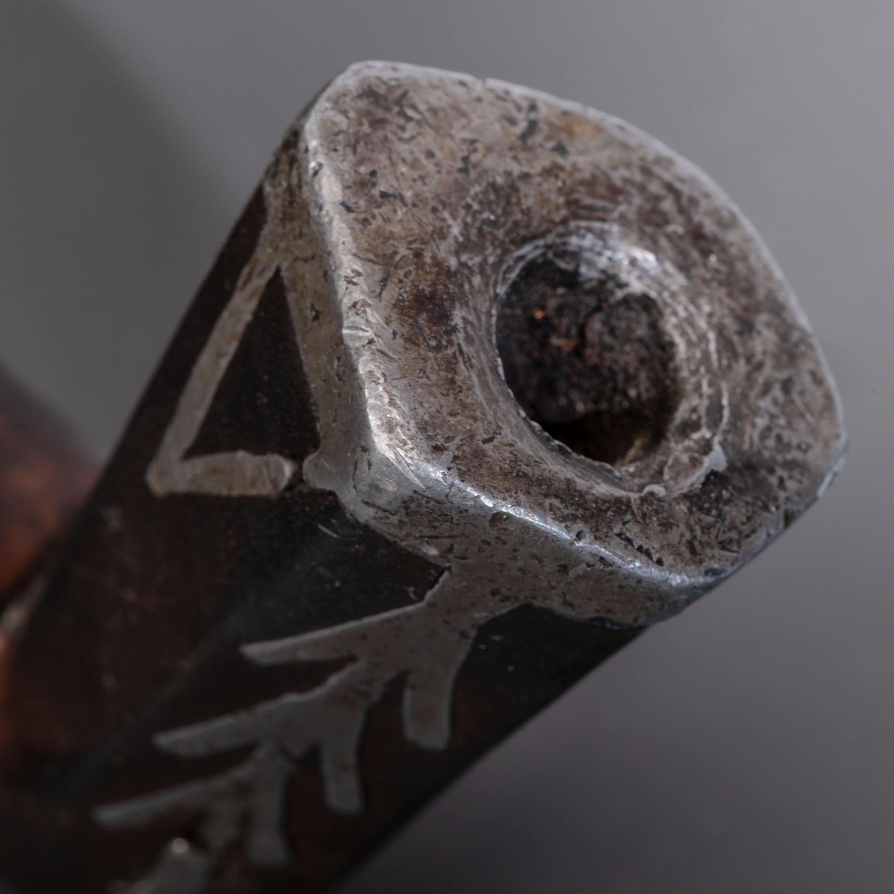 Monumental Ojibwe Calumet Pipe, with Fine Lead Inlay Burl Bowl