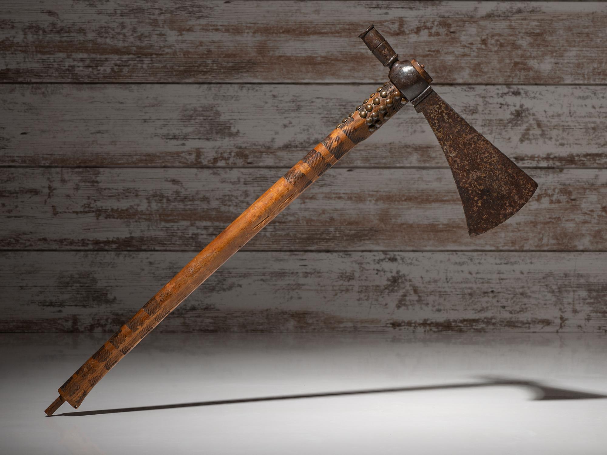 Western Plains Tacked Pipe Tomahawk