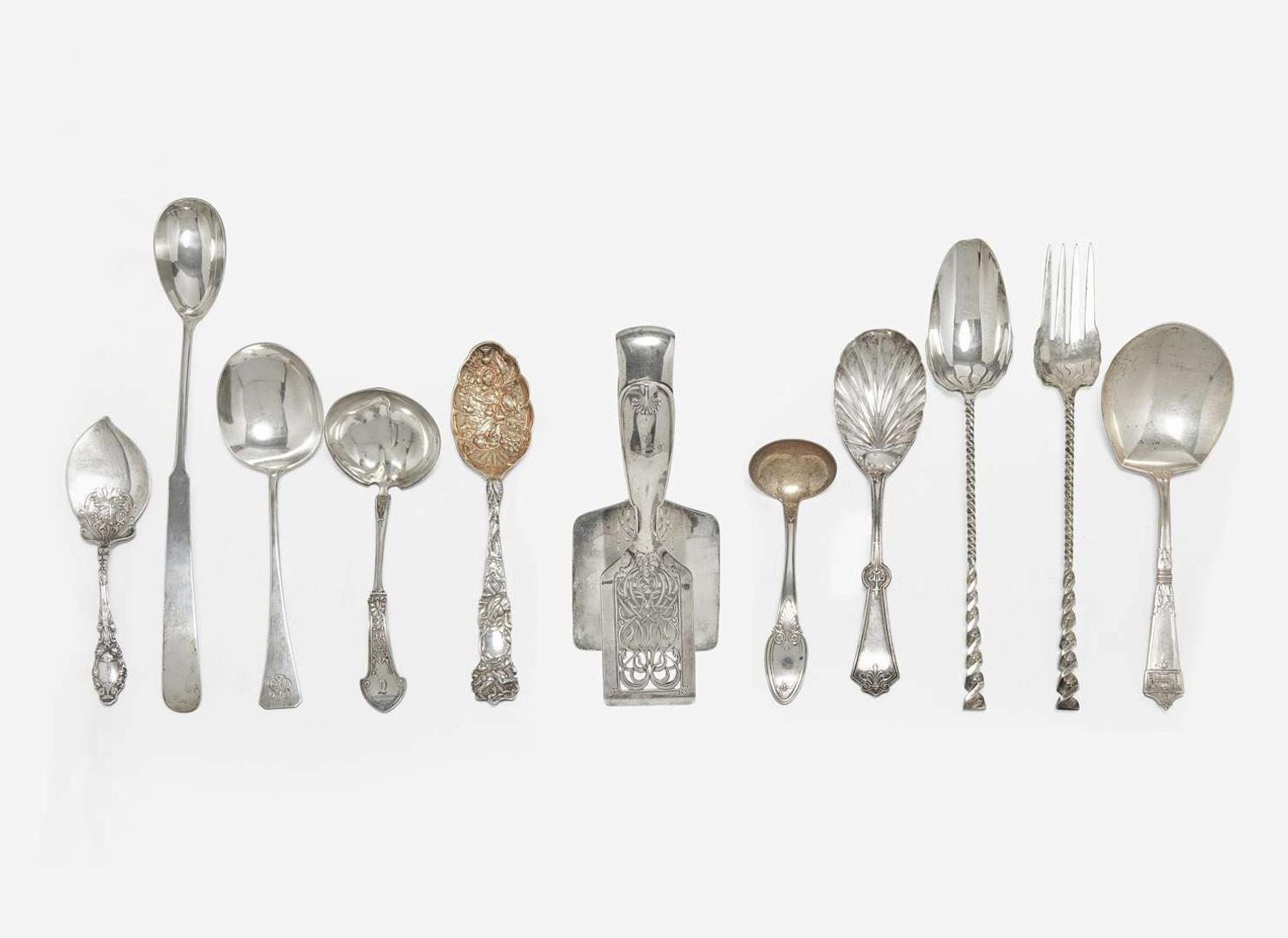 An assorted group of ten sterling serving pieces, various American makers, late 19th / 20th century
